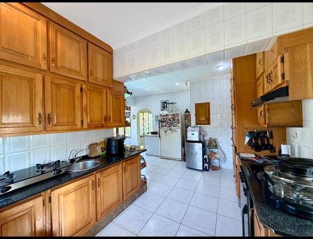 4 BEDROOM FREEHOLD FOR SALE IN RAMSGATE